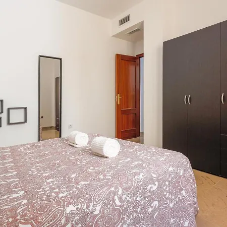 Alcala Del Rio! Bajo B Apartment *